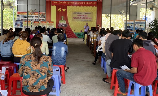 Tổ chức phiên giao dịch việc làm tại 2 xã biên giới Ia Lốp và Ia Rvê